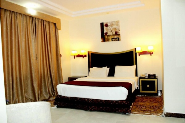 Tourist Hotel image 10